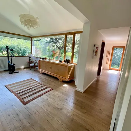 Exceptional Villa, Private Pool, Near Bordeaux Cestas