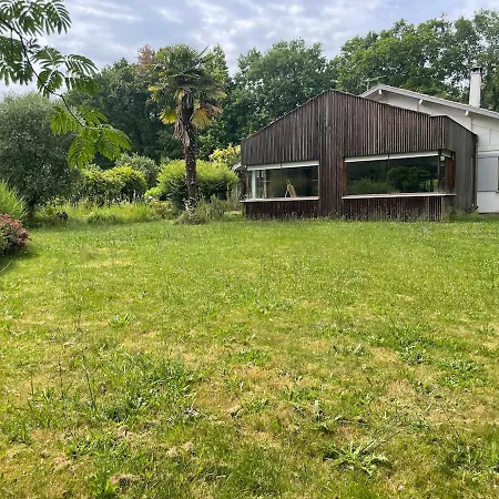 Villa Exceptional Villa, Private Pool, Near Bordeaux Cestas